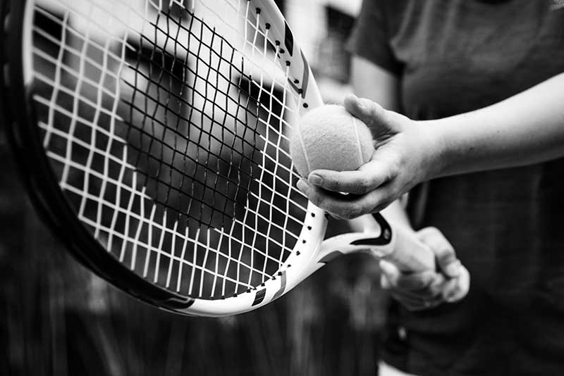 Cómo cambiar el grip de una raqueta de tenis?